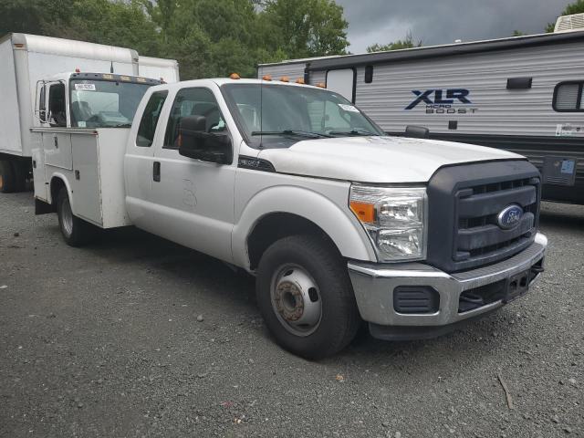 1FD8X3G64FEA42060 - 2015 FORD F350 SUPER DUTY WHITE photo 4