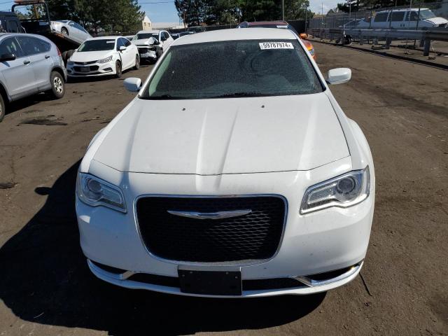 2C3CCAAG4FH796640 - 2015 CHRYSLER 300 LIMITED WHITE photo 5