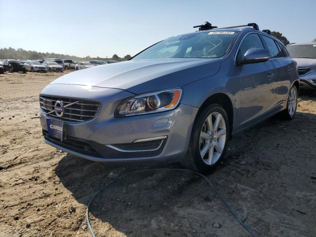 YV140MSM9H1358349 - 2017 VOLVO V60 PLATINUM GRAY photo 2