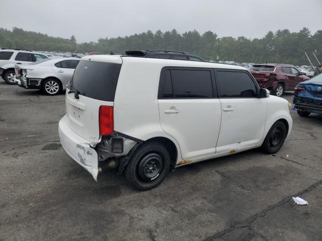 JTLKE50E881031381 - 2008 TOYOTA SCION XB WHITE photo 3