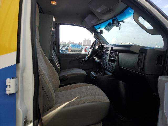 1GCWGAFP9P1212867 - 2023 CHEVROLET EXPRESS G2 WHITE photo 11