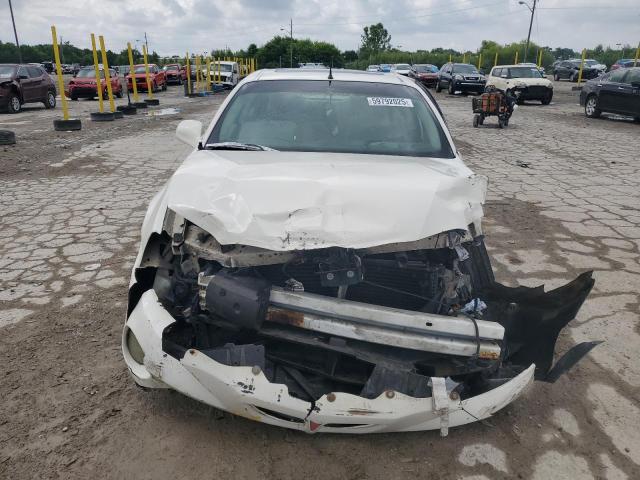 2G2WR524141147410 - 2004 PONTIAC GRAND PRIX GTP WHITE photo 5