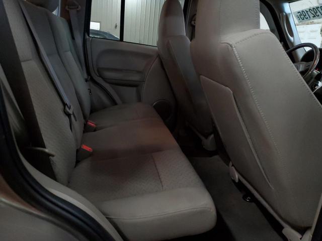 1J4GL38K65W606494 - 2005 JEEP LIBERTY RENEGADE 米色 照片 11