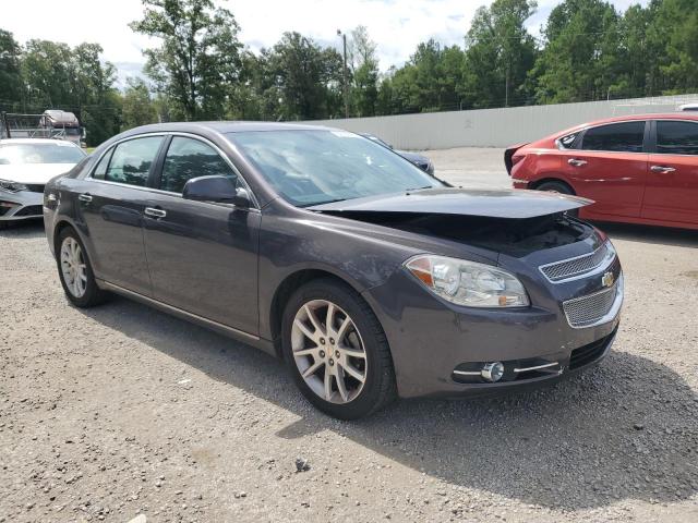 1G1ZE5EB3AF319836 - 2010 CHEVROLET MALIBU LTZ ნაცრისფერი ფოტო 4