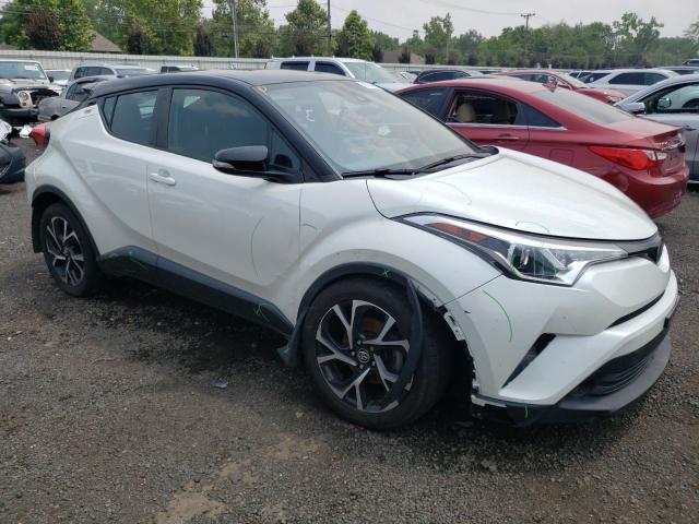 NMTKHMBX9KR093974 - 2019 TOYOTA C-HR XLE WHITE photo 4