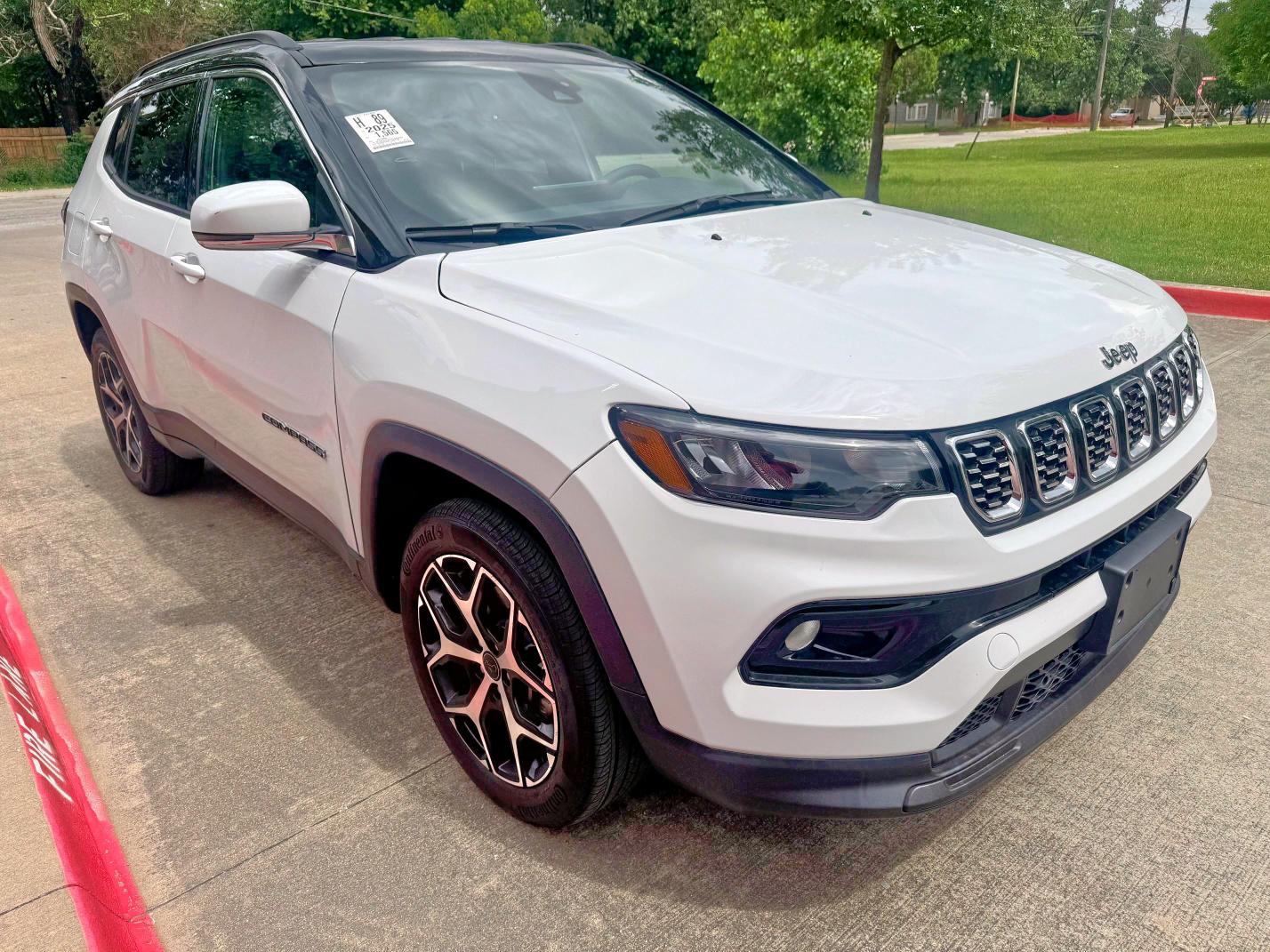 3C4NJDCNXST546294 - 2025 JEEP COMPASS LIMITED WHITE photo 1