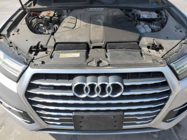 WA1VAAF79JD022743 - 2018 AUDI Q7 PRESTIGE 银色 照片 12