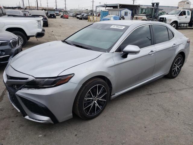 4T1G11AK2RU874630 - 2024 TOYOTA CAMRY SE NIGHT SHADE SILVER photo 1