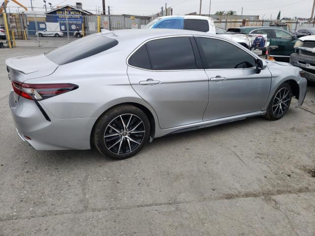 4T1G11AK2RU874630 - 2024 TOYOTA CAMRY SE NIGHT SHADE SILVER photo 3
