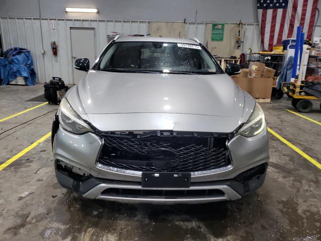 SJKCH5CR8HA039791 - 2017 INFINITI QX30 BASE ვერცხლისფერი ფოტო 5