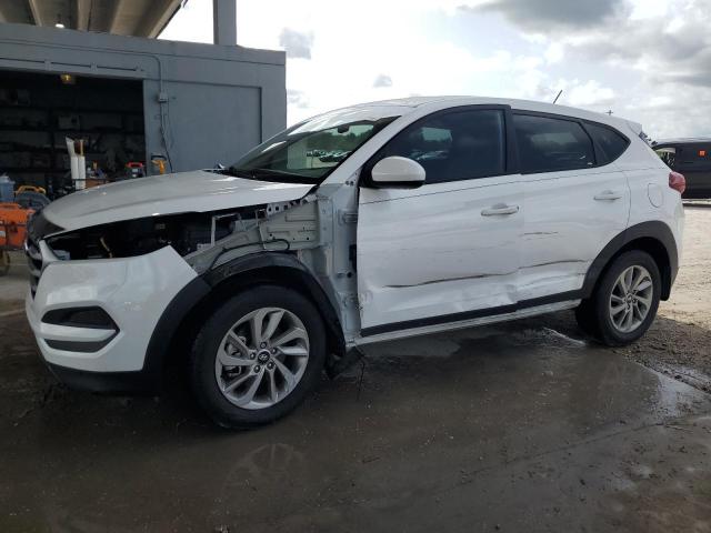 2017 HYUNDAI TUCSON SE, null