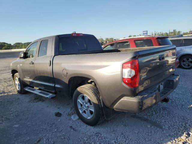 5TFUY5F16MX002890 - 2021 TOYOTA TUNDRA DOUBLE CAB SR/SR5 GRAY photo 2