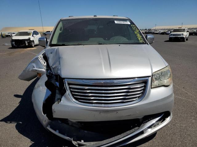 2A4RR6DG2BR744919 - 2011 CHRYSLER TOWN & COU LIMITED SILVER photo 5