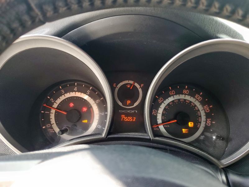 JTKJF5C70B3007131 - 2011 TOYOTA SCION TC Blanc photo 9