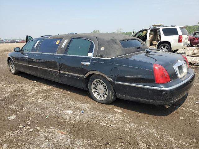 1L1FM81W8XY710157 - 1999 LINCOLN TOWN CAR EXECUTIVE შავი ფოტო 2