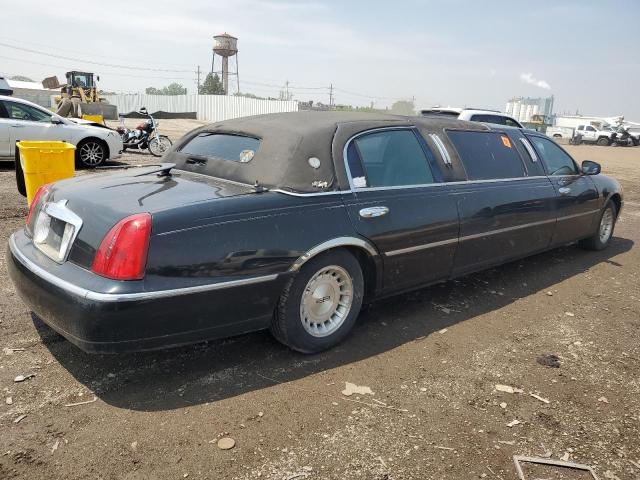 1L1FM81W8XY710157 - 1999 LINCOLN TOWN CAR EXECUTIVE შავი ფოტო 3