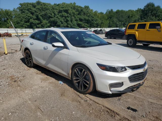 1G1ZH5SX6GF355066 - 2016 CHEVROLET MALIBU PREMIER WHITE photo 4