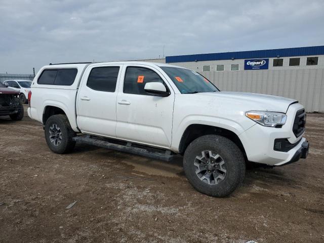 3TMCZ5AN2NM490083 - 2022 TOYOTA TACOMA DOUBLE CAB Weiß Foto 4