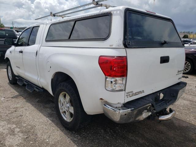 5TBBV54128S514749 - 2008 TOYOTA TUNDRA DOUBLE CAB WHITE photo 2