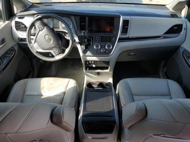 5TDDZ3DC5HS169369 - 2017 TOYOTA SIENNA XLE 银色 照片 8
