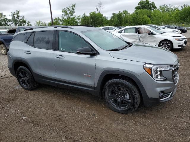 3GKALYEG3PL264136 - 2023 GMC TERRAIN AT4 SILVER photo 4