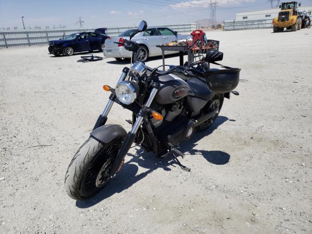 5VPLB36N3F3034731 - 2015 VICTORY MOTORCYCLES GUNNER Qara foto 2