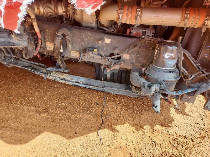 3AKJHHDV6LSLZ3665 - 2020 FREIGHTLINER CASCADIA 1 RED photo 8