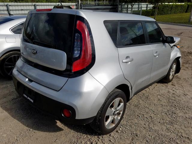 KNDJN2A24H7468978 - 2017 KIA SOUL  photo 4