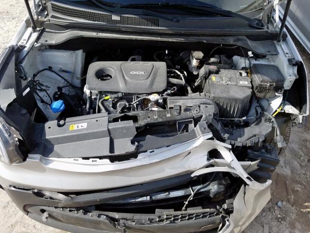 KNDJN2A24H7468978 - 2017 KIA SOUL  photo 7