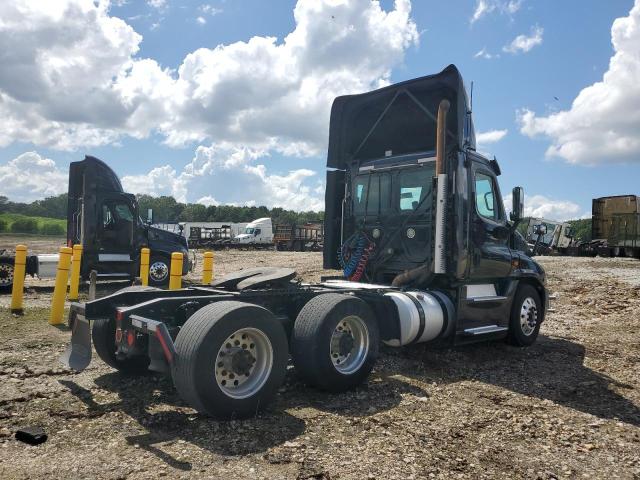 1FUJGED65GLGW6559 - 2016 FREIGHTLINER CASCADIA 1 أسود صورة 4