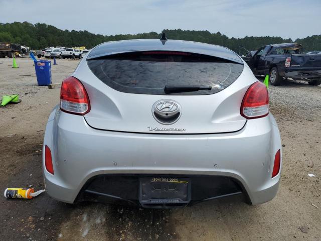 KMHTC6AD4CU074958 - 2012 HYUNDAI VELOSTER SILVER photo 6