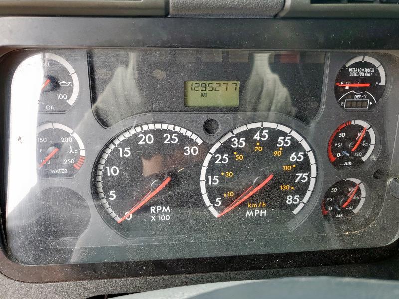 1FUJGLDR9DLBP7575 - 2013 FREIGHTLINER CASCADIA 1 BLACK photo 8