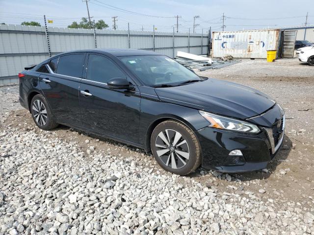 1N4BL4EVXKC185399 - 2019 NISSAN ALTIMA SL أسود صورة 4