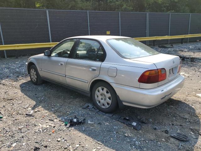 2HGEJ6611YH587405 - 2000 HONDA CIVIC BASE SILVER photo 2