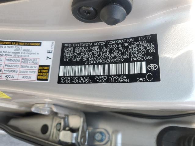 JTDKARFP2H3059219 - 2017 TOYOTA PRIUS PRIM ვერცხლისფერი ფოტო 12