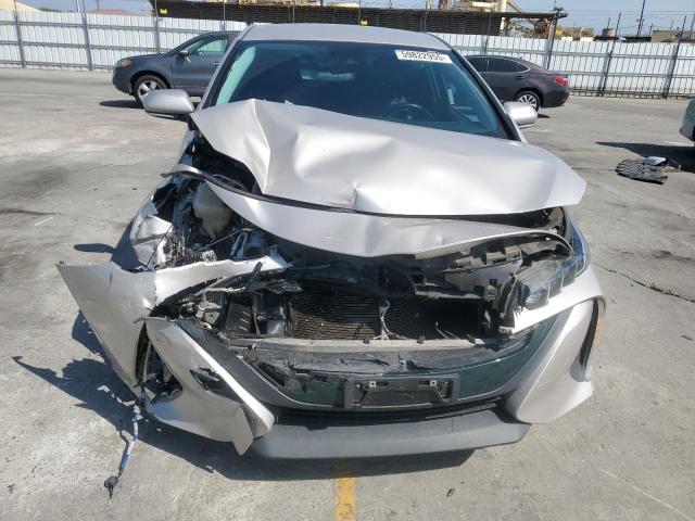 JTDKARFP2H3059219 - 2017 TOYOTA PRIUS PRIM ვერცხლისფერი ფოტო 5