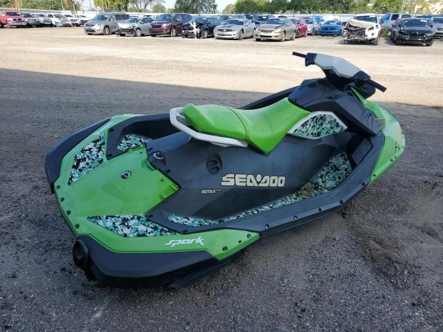 YDV59383D616 - 2016 YDV JET SKI TWO TONE photo 4