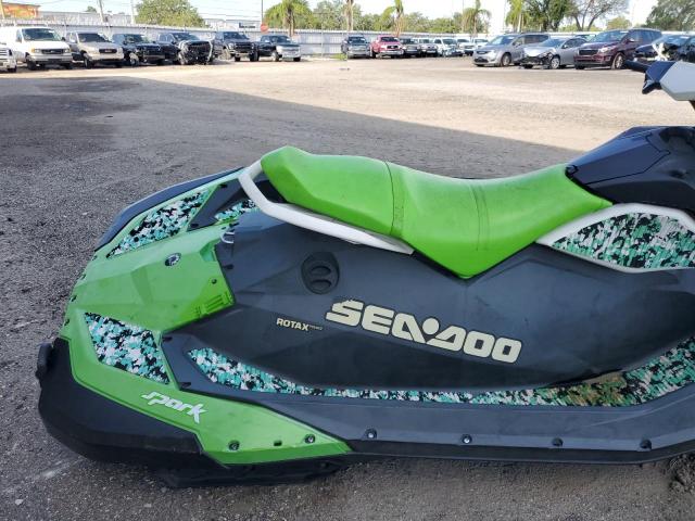 YDV59383D616 - 2016 YDV JET SKI TWO TONE photo 6