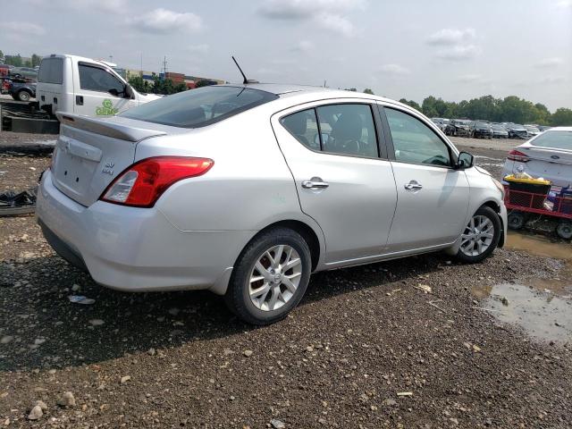 3N1CN7AP6JL803132 - 2018 NISSAN VERSA S BLUE photo 3