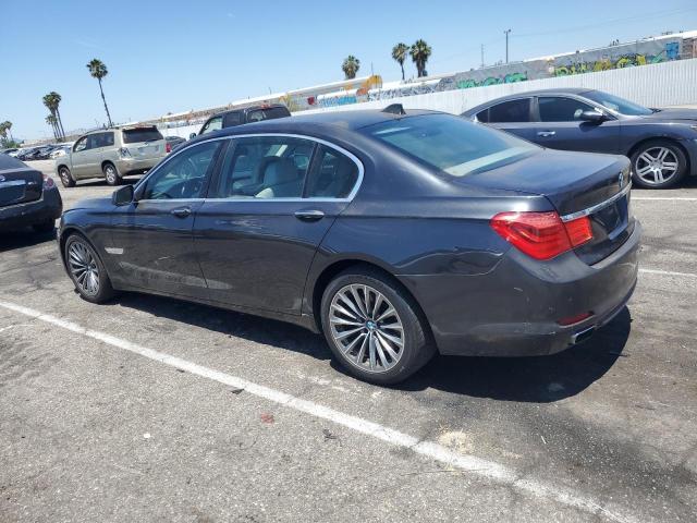 WBAKB8C56BCY65871 - 2011 BMW 750 LI GRAY photo 2