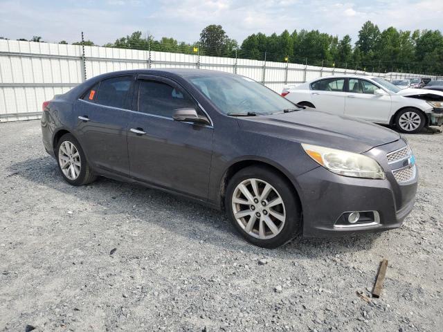1G11H5SA2DF214046 - 2013 CHEVROLET MALIBU LTZ ნაცრისფერი ფოტო 4