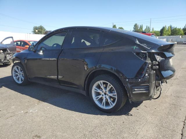 7SAYGDEE9PF647134 - 2023 TESLA MODEL Y Czarny zdjęcie 2