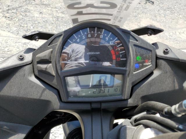 JKAEXEE13DDA10596 - 2013 KAWASAKI EX650 E BLACK photo 7