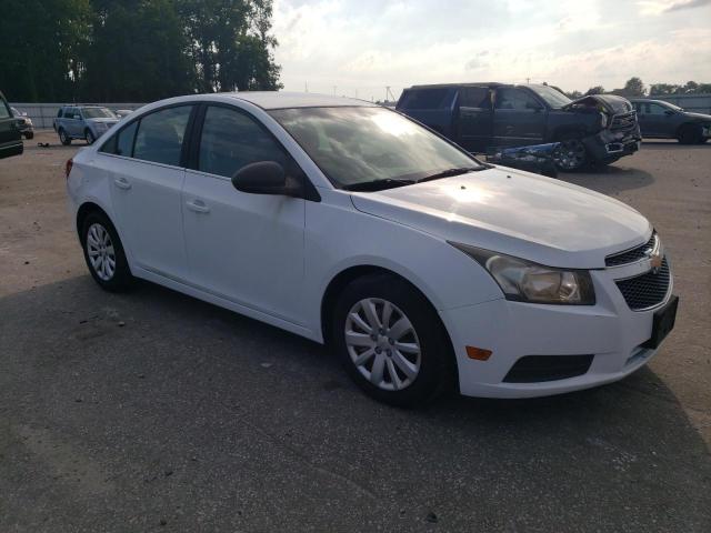 1G1PC5SH4B7291725 - 2011 CHEVROLET CRUZE LS WHITE photo 4