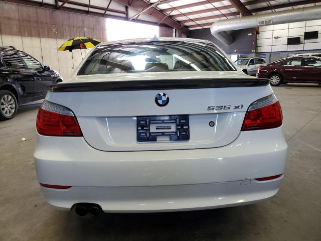 WBANV93518CZ70367 - 2008 BMW 535 XI WHITE photo 6