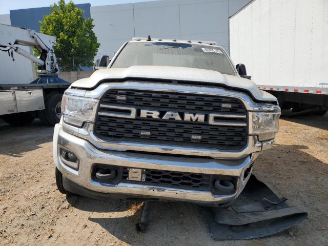 3C7WRMDL7RG128291 - 2024 RAM 5500 Weiß Foto 5