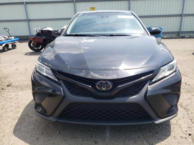 4T1B11HK5KU754343 - 2019 TOYOTA CAMRY SE L BLACK photo 5