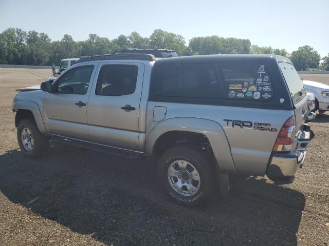 5TFLU4EN0FX140188 - 2015 TOYOTA TACOMA DOUBLE CAB SILVER photo 2