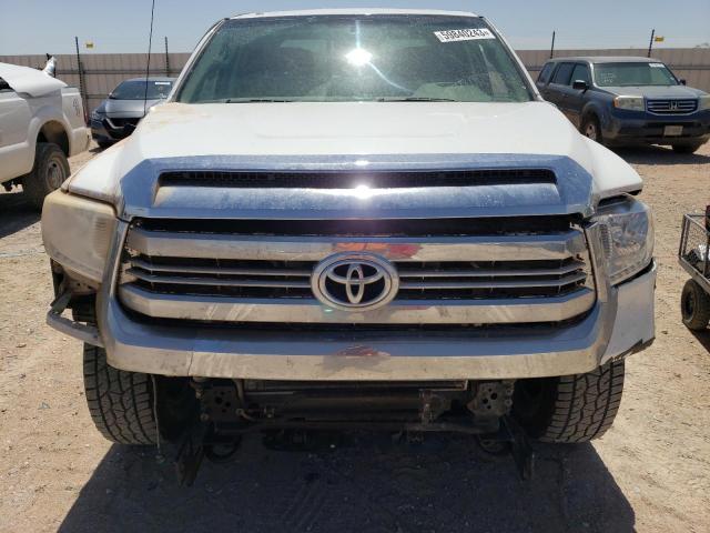 5TFUW5F17HX649181 - 2017 TOYOTA TUNDRA DOUBLE CAB SR/SR5 WHITE photo 5