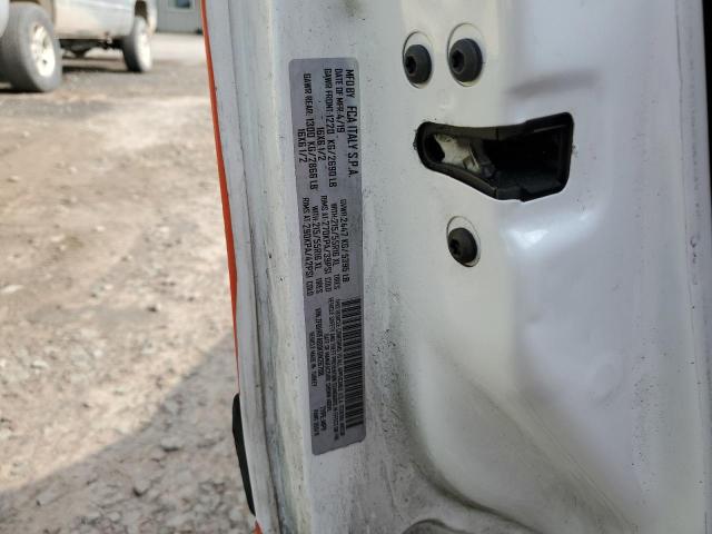 ZFBHRFAB0K6N26708 - 2019 RAM PROMASTER ორფეროვანი ფოტო 13